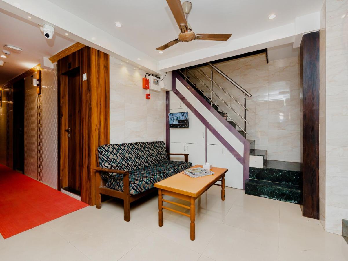 Hotel Kgn Near Cst Railway Station Mumbai And Haj House Mumbai Near Crawford Market Мумбаи Экстерьер фото