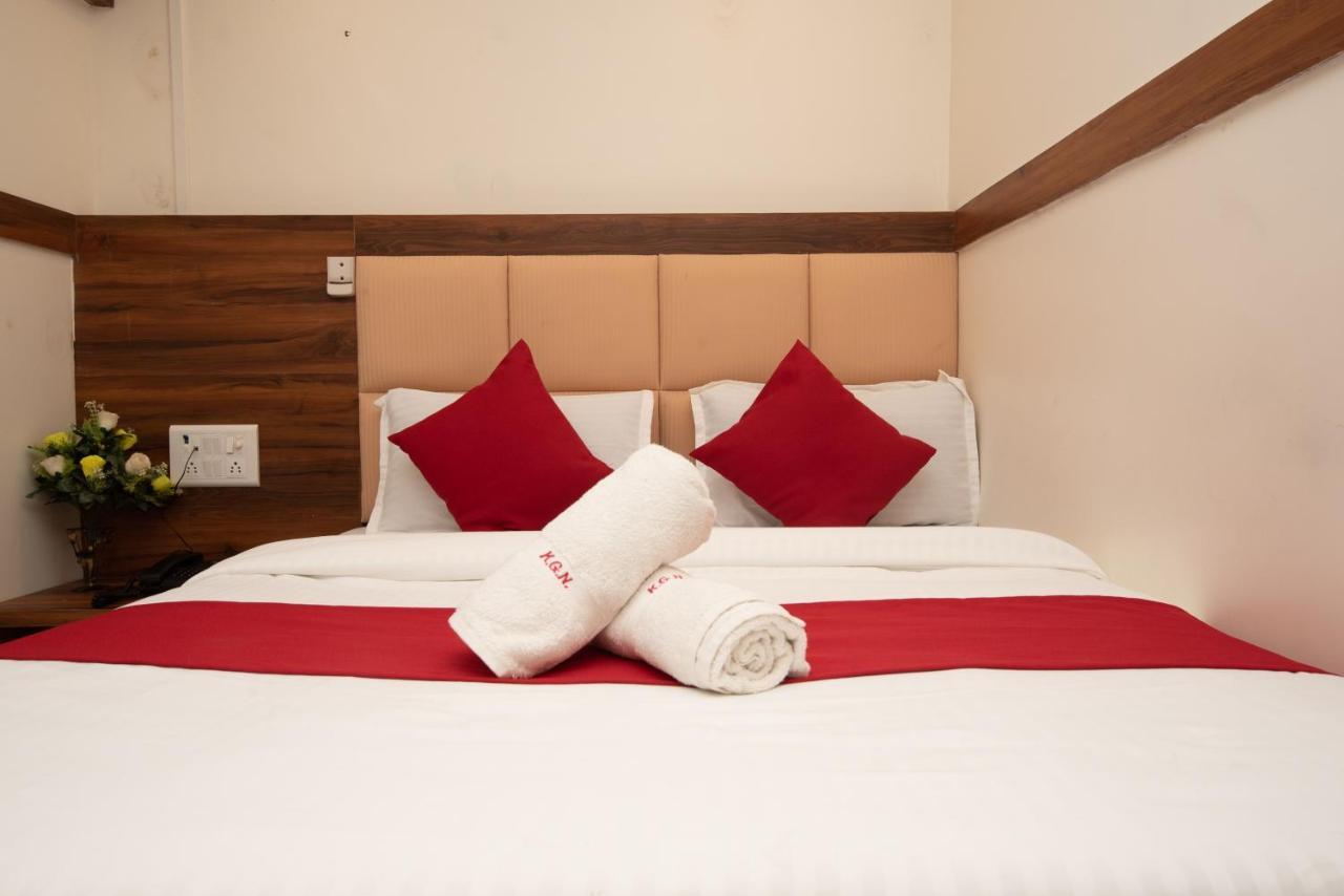 Hotel Kgn Near Cst Railway Station Mumbai And Haj House Mumbai Near Crawford Market Мумбаи Экстерьер фото